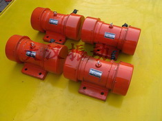 YZS振動(dòng)電機(jī):激振能力強(qiáng)，拆卸方便。